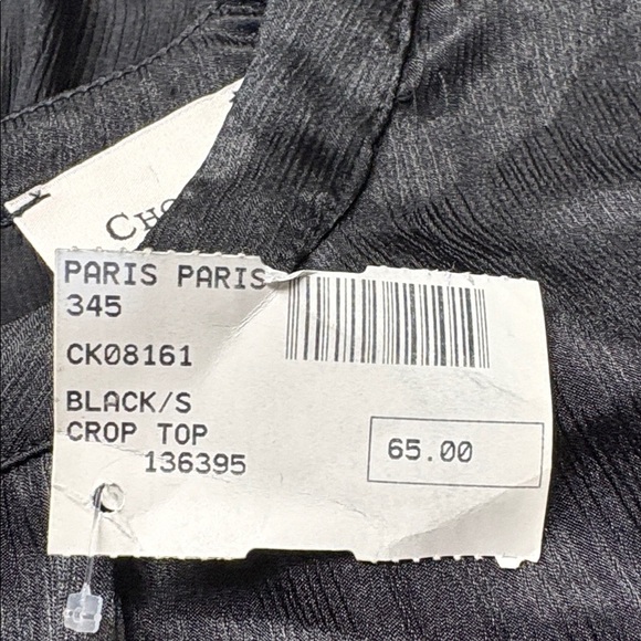 NWT Choklate black sleeveless cropped keyhole opening top blouse - Picture 5 of 5